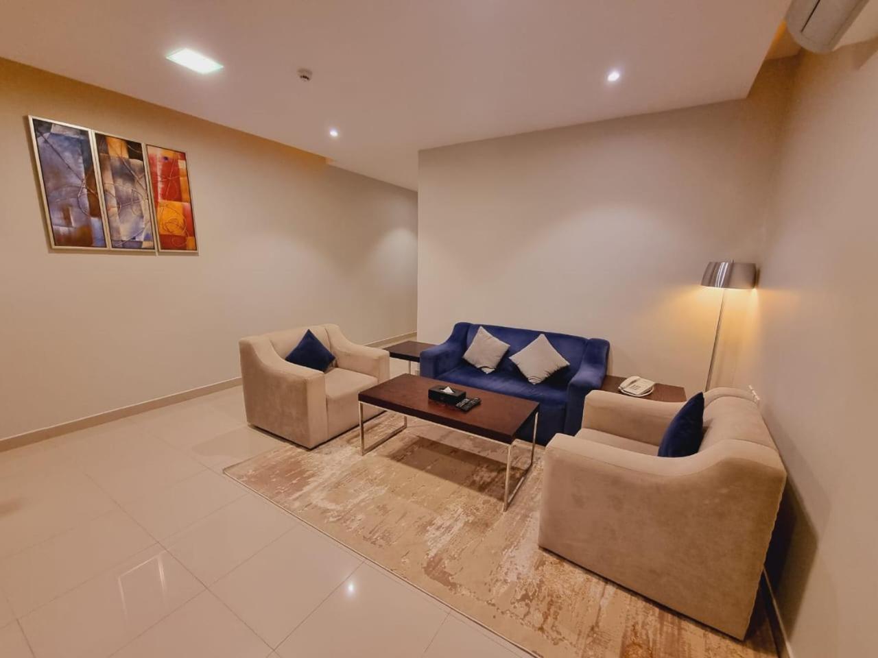 Raoum Inn Sakaka Екстер'єр фото
